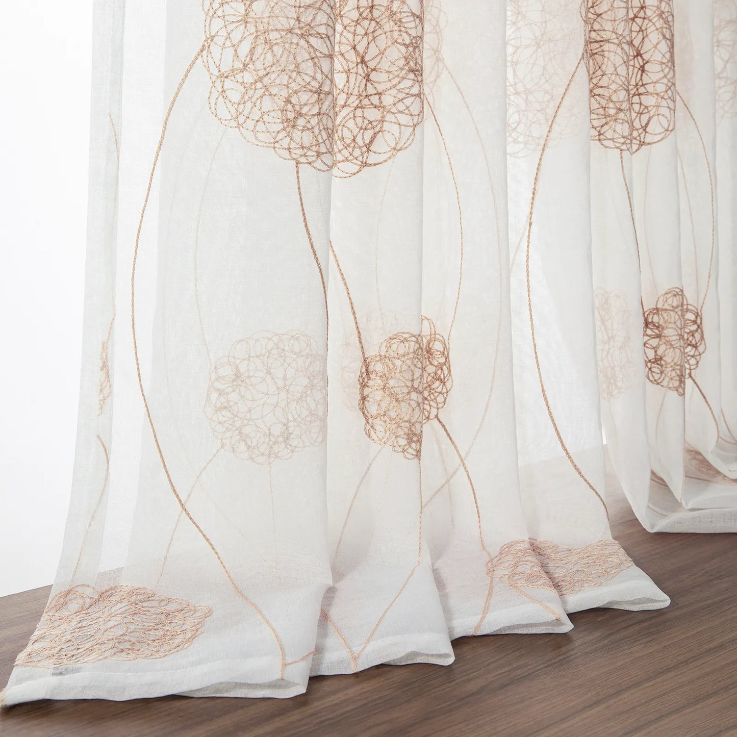 Transparente Gardine mit Stickerei – 2er Set, 140 cm Breite