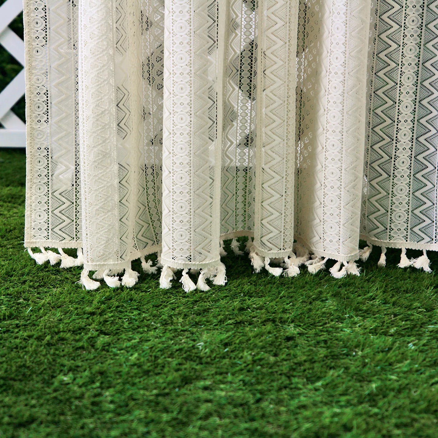 Transparenter Vorhang Vintage mit Quasten – Häkeloptik, Rod Pocket, Creme