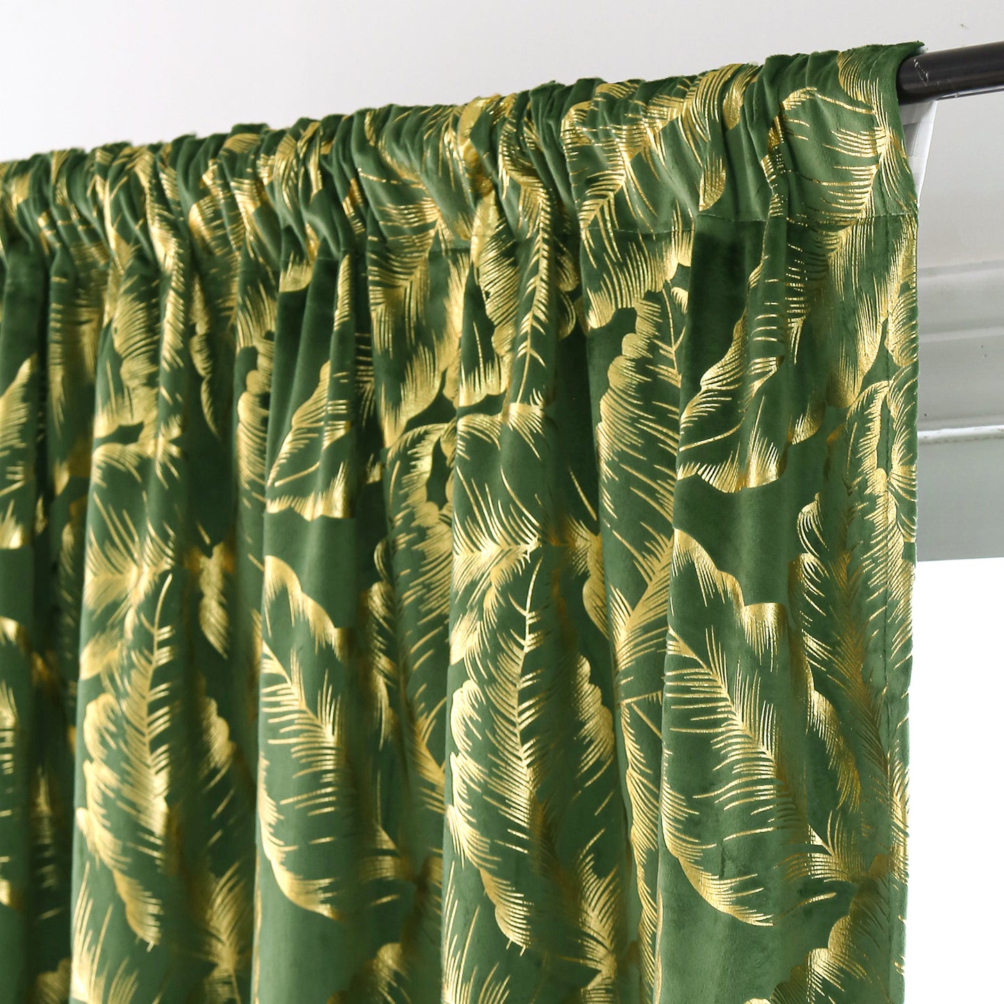 Samt Weihnachtsvorhänge mit Blatt-Goldfolie · Verdunkelung · Rot/Grün · 2-teilig