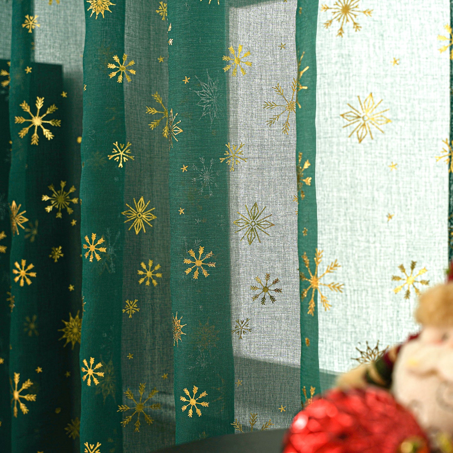 Weihnachtsvorhang Schneeflocken Goldfolie 2er Set Transparente Gardine