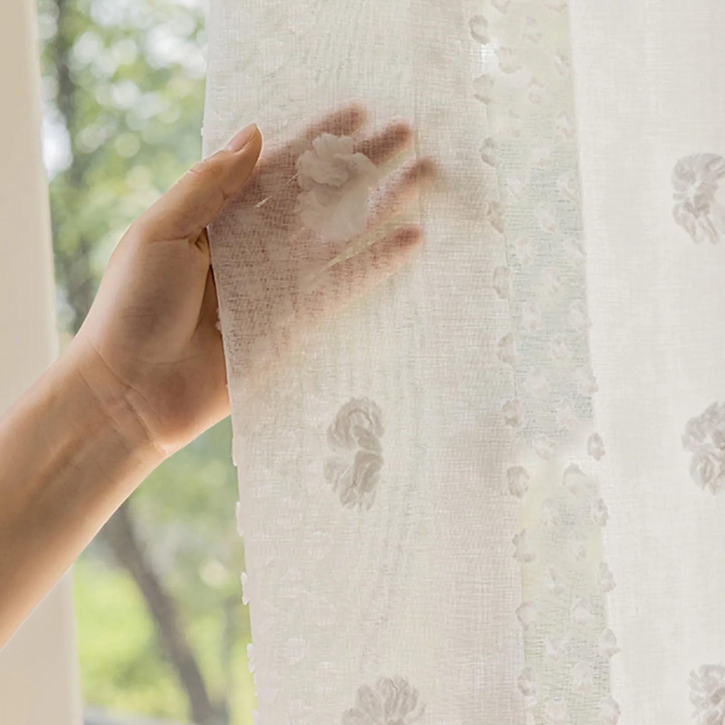Transparente Pompon-Gardine – Boho-Stil mit Stangentasche, Weiß