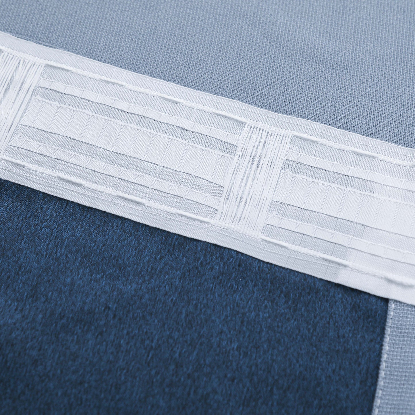 Light-reflecting curtains · Luma