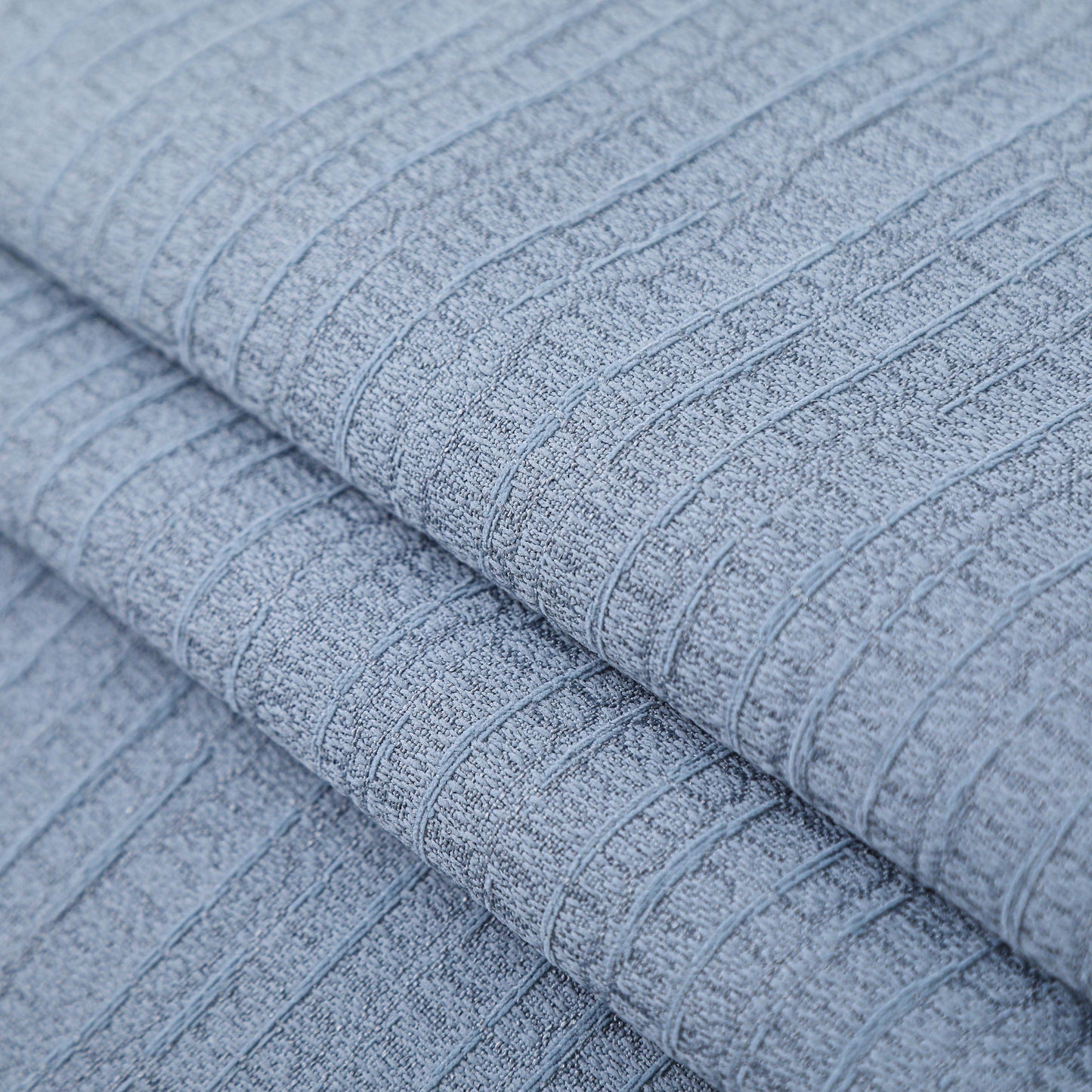 Minimalist custom-made curtains · Linz