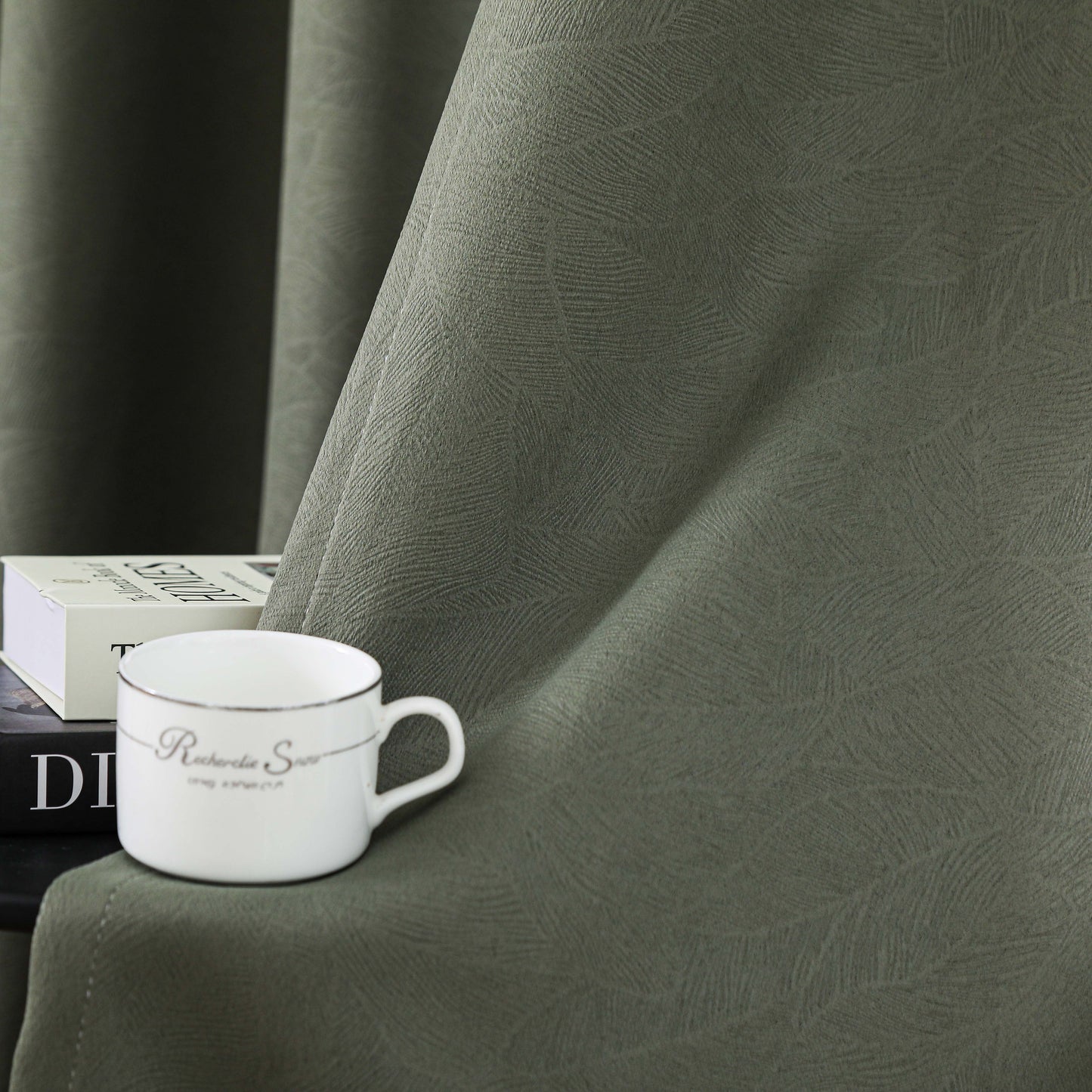 Custom-made translucent curtains · Siena