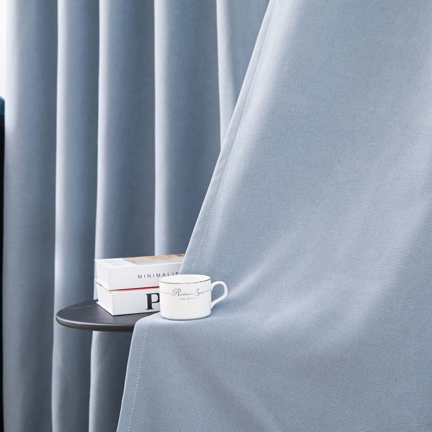 Light-reflecting curtains · Luma