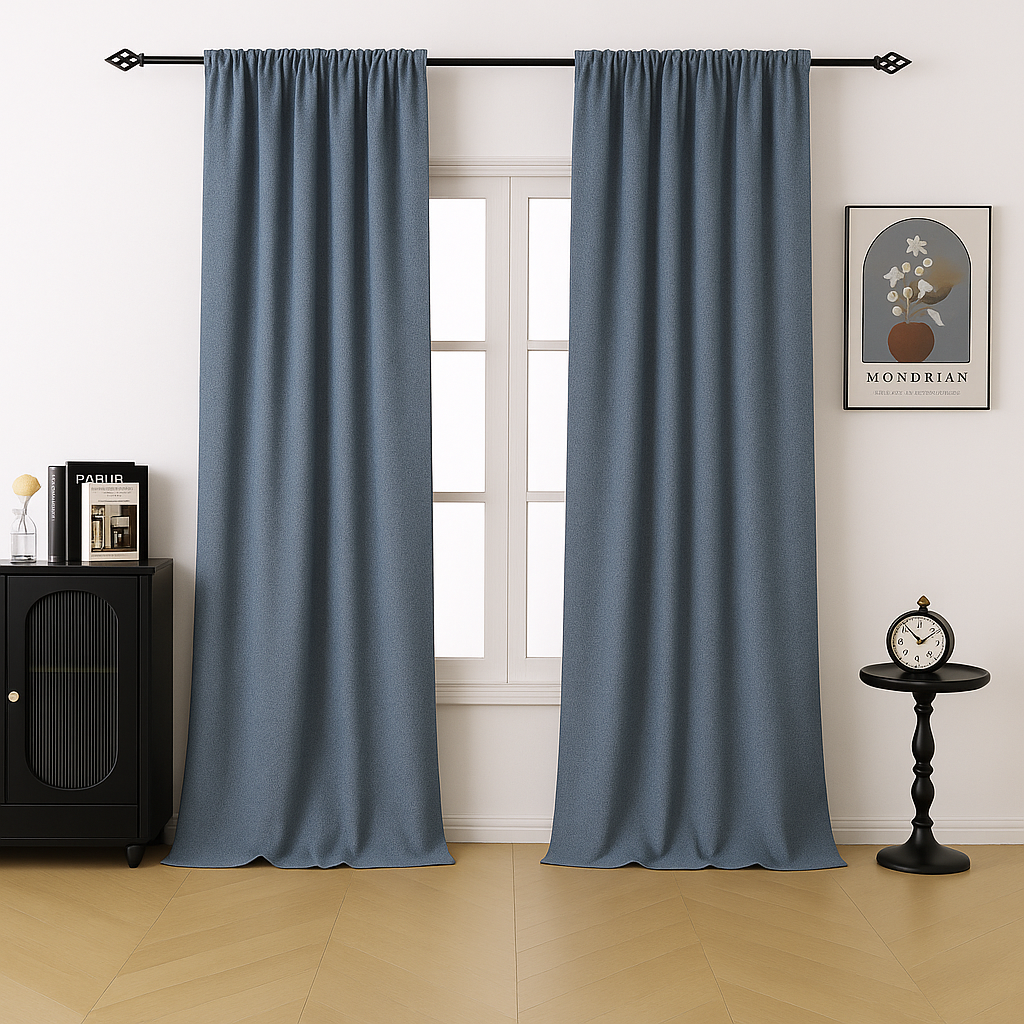 Custom-made velvet blackout curtains · Nero