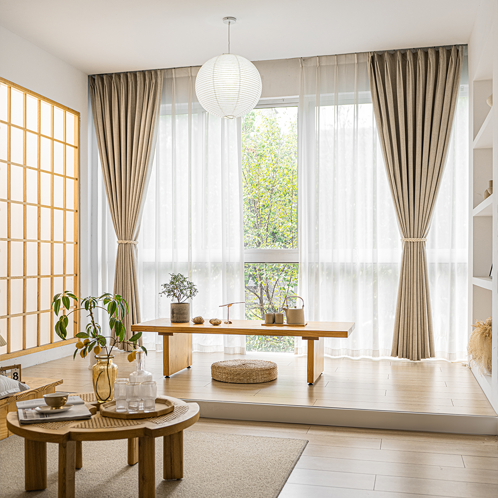 Custom-made blackout curtains · Lumora 