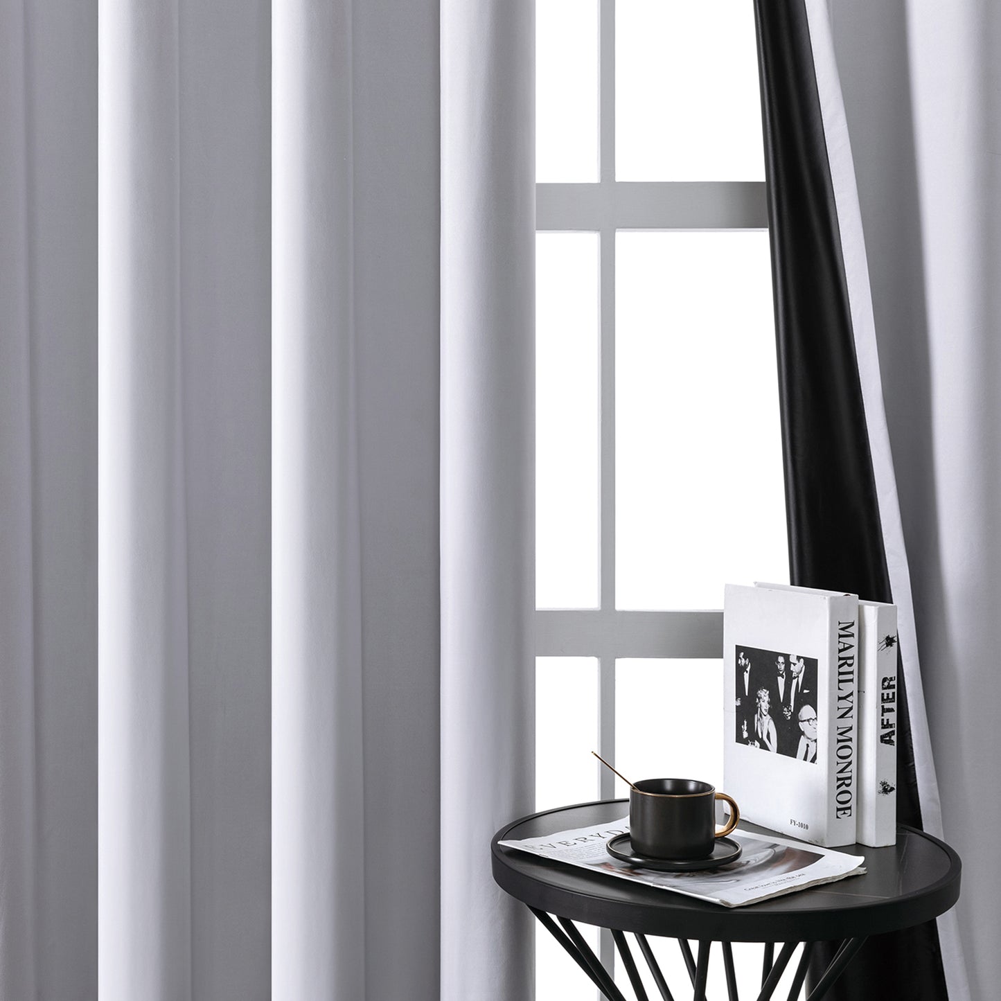 Set of 2 ultra-lightweight 100% blackout curtains with eyelets for bedrooms and living rooms