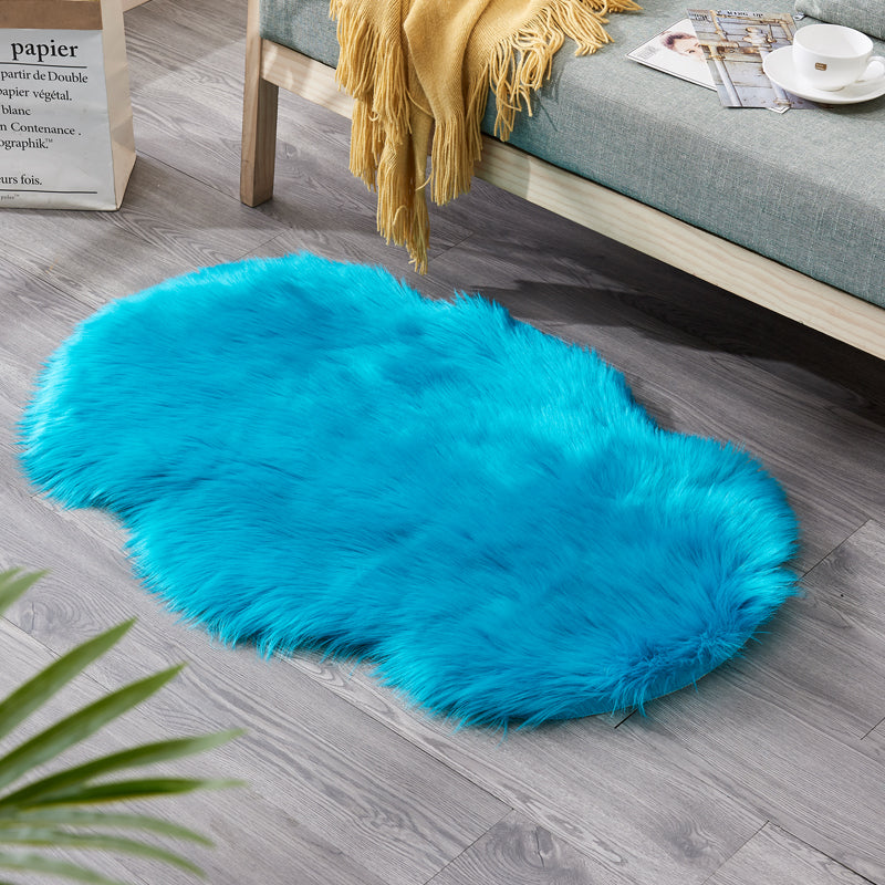 Fluffy faux fur rug, shaggy long pile rug, 60x90 cm