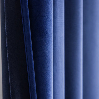 Custom-made velvet curtain · Milano