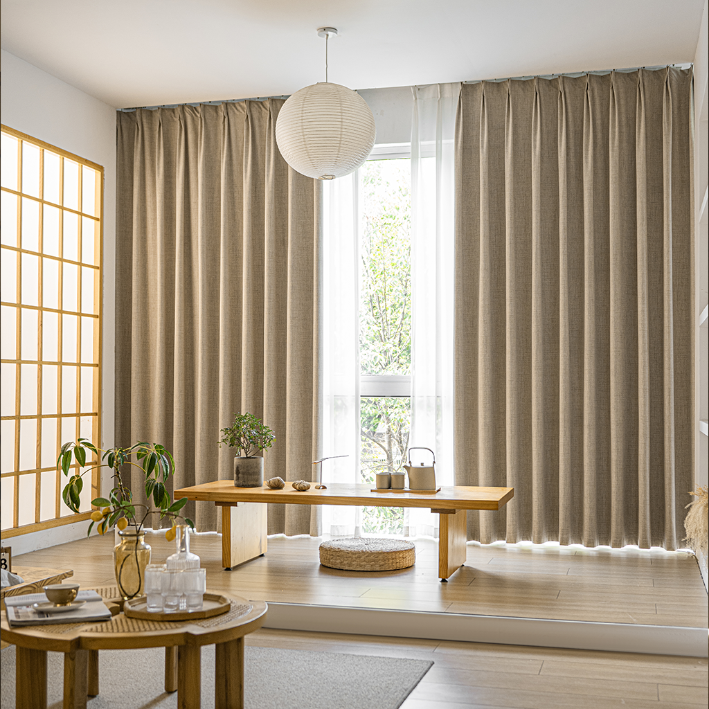 Custom-made blackout curtains · Lumora 