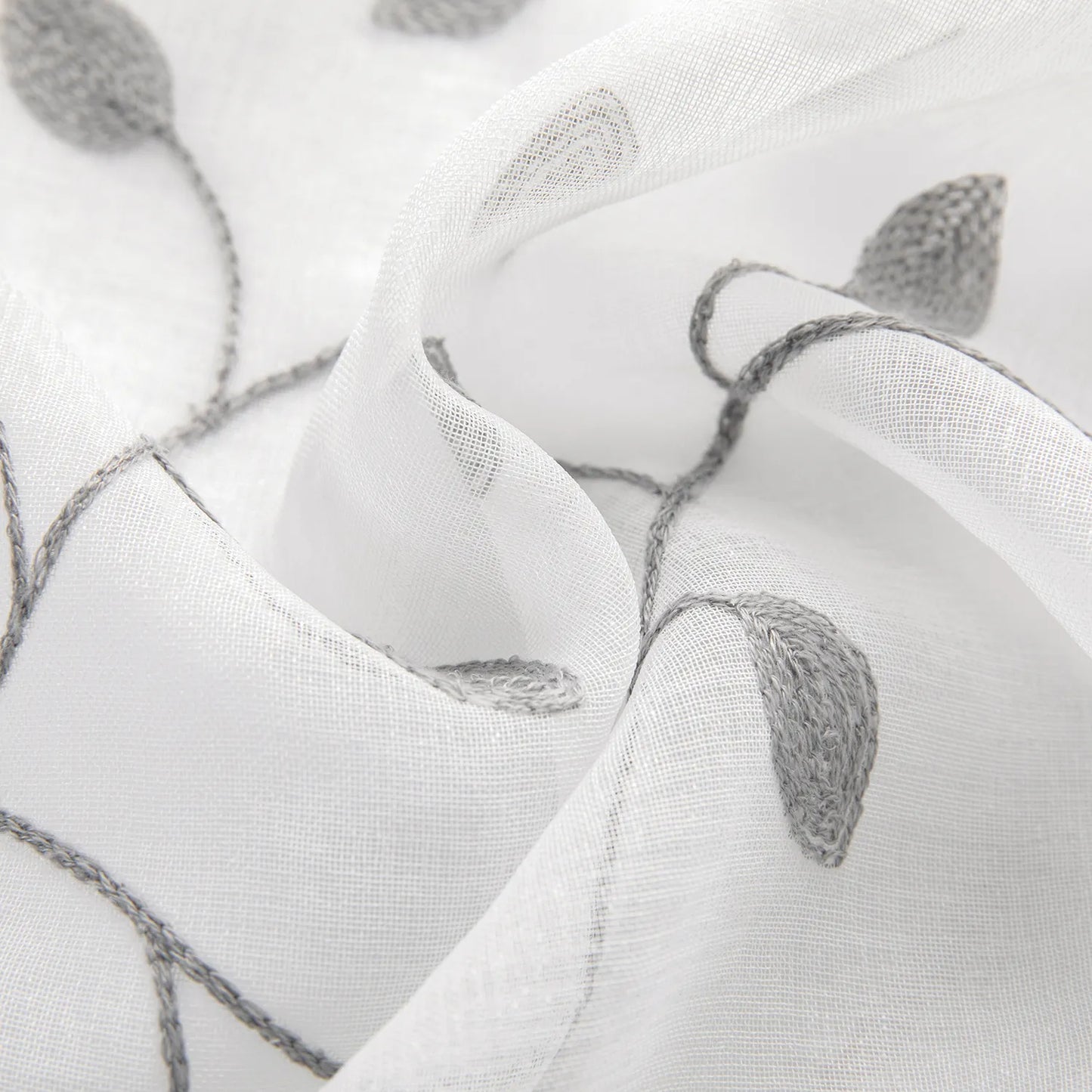 Made-to-measure transparent voile curtain with botanical leaf embroidery – Vinea