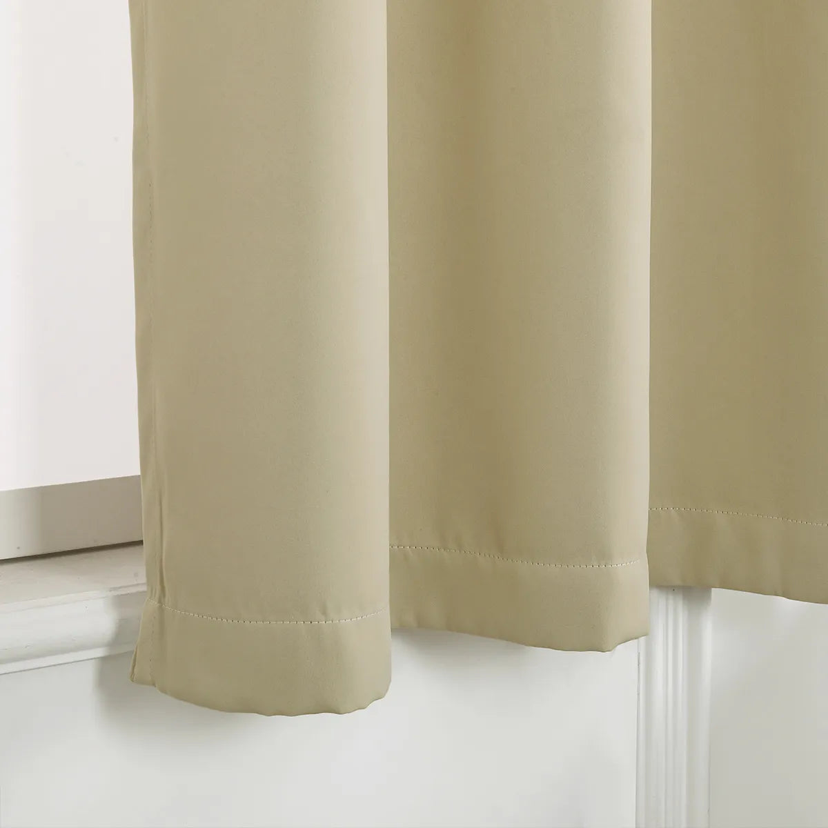 Verdunkelnder Outdoor Thermovorhang nach Maß · Veltrano