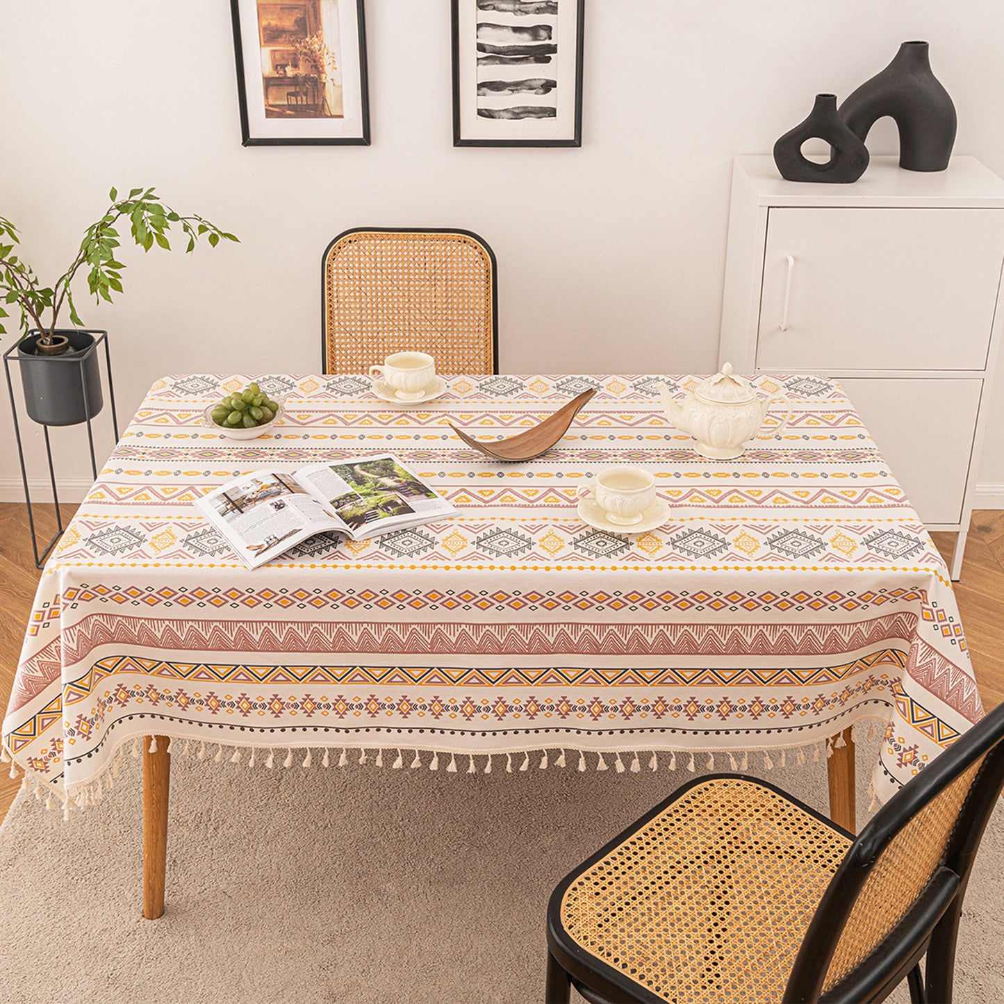 Boho tablecloth with tassels, waterproof, cotton linen, geometric pattern