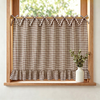 Rideau court à carreaux avec nouettes style maison de campagne