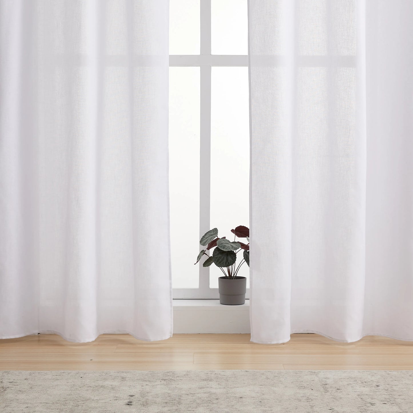 Transparent voile curtain in linen look, made to measure – Luvia