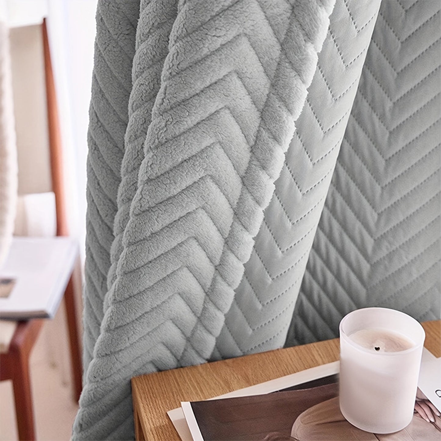 Rideau matelassé épais en peluche courte 100 % occultant et isolant thermique 1 panneau