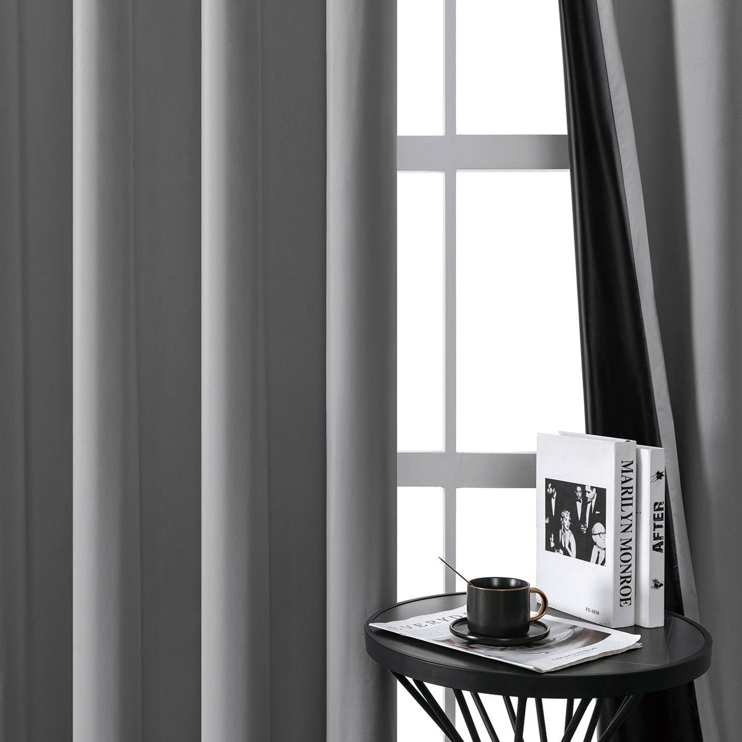 Set of 2 ultra-lightweight 100% blackout curtains with eyelets for bedrooms and living rooms
