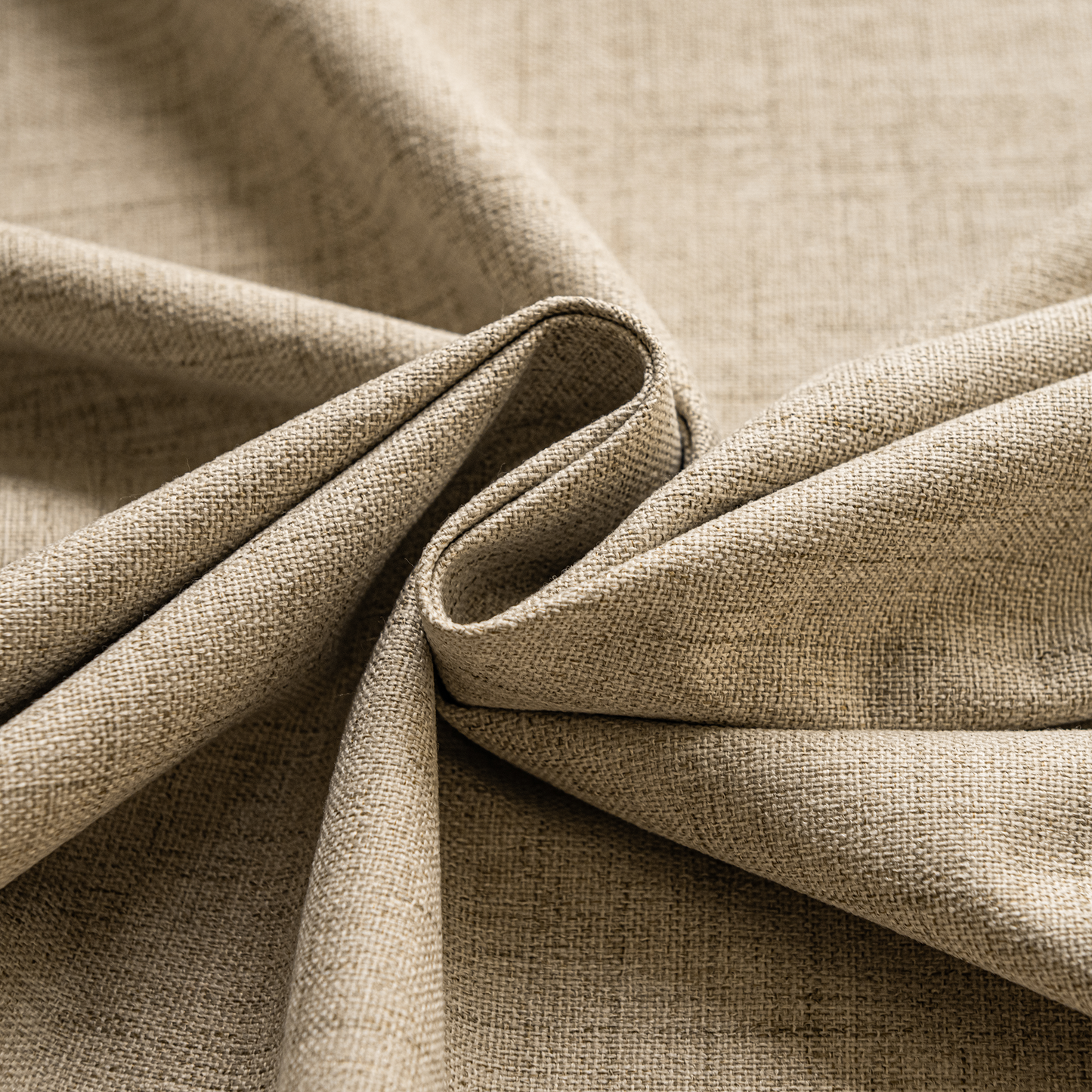 Custom-made blackout curtains · Lumora 