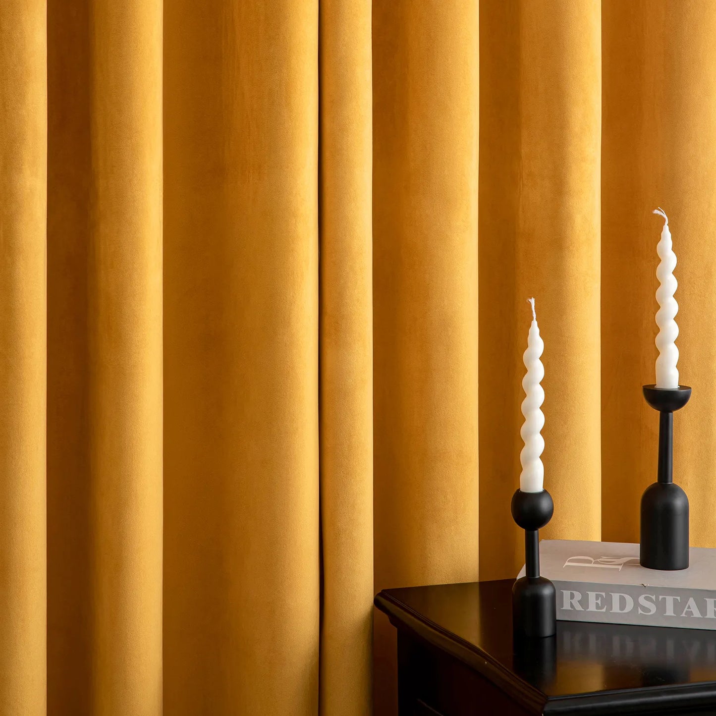 Custom-made velvet curtain · Milano