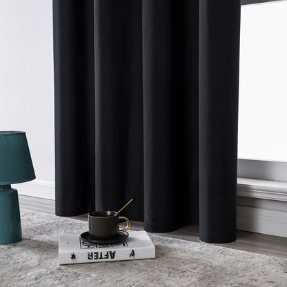 Set of 2 ultra-lightweight 100% blackout curtains with eyelets for bedrooms and living rooms