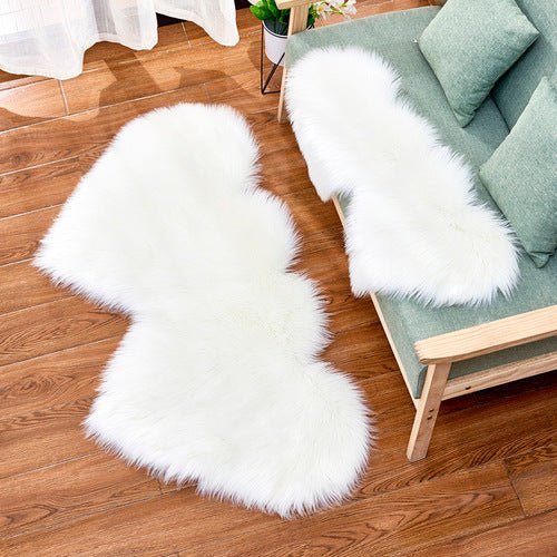 Heart-shaped faux fur rug, fluffy shaggy rug, double heart