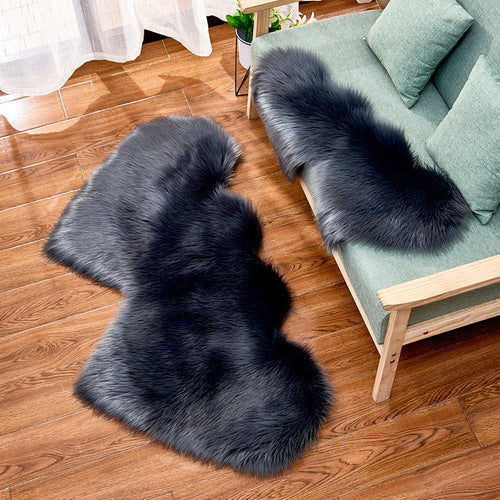 Heart-shaped faux fur rug, fluffy shaggy rug, double heart