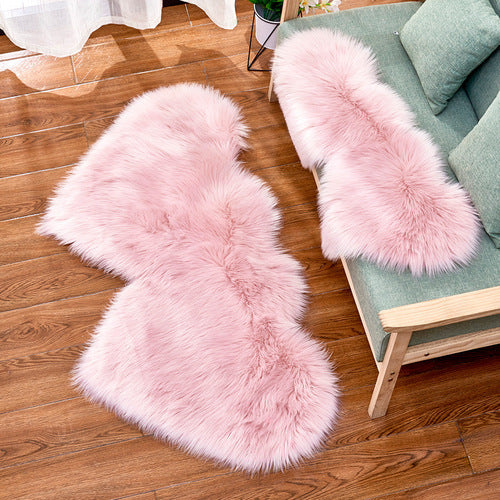 Heart-shaped faux fur rug, fluffy shaggy rug, double heart