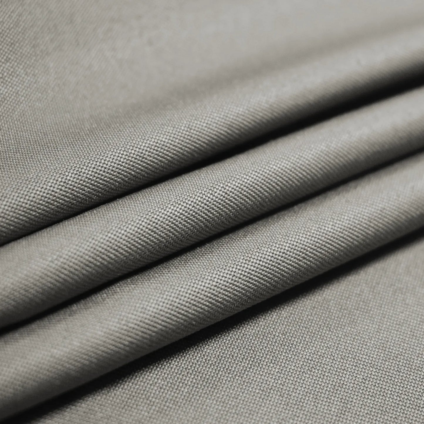 Wind-Resistant Outdoor Thermal Curtain Made to Measure · Corvella