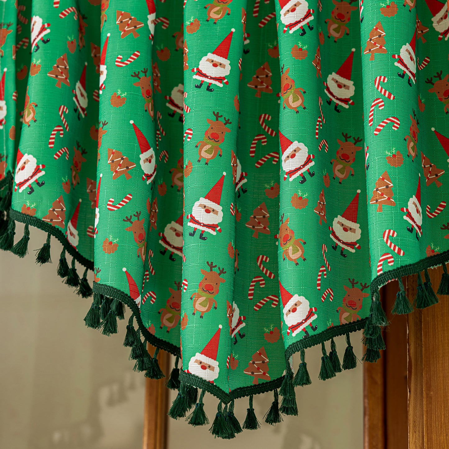 Christmas curtain with tassels – short decorative curtain in red or green, 150 × 60 cm