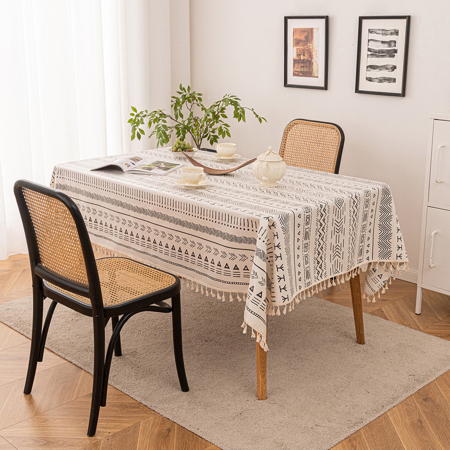 Boho tablecloth with tassels, waterproof, cotton linen, geometric pattern