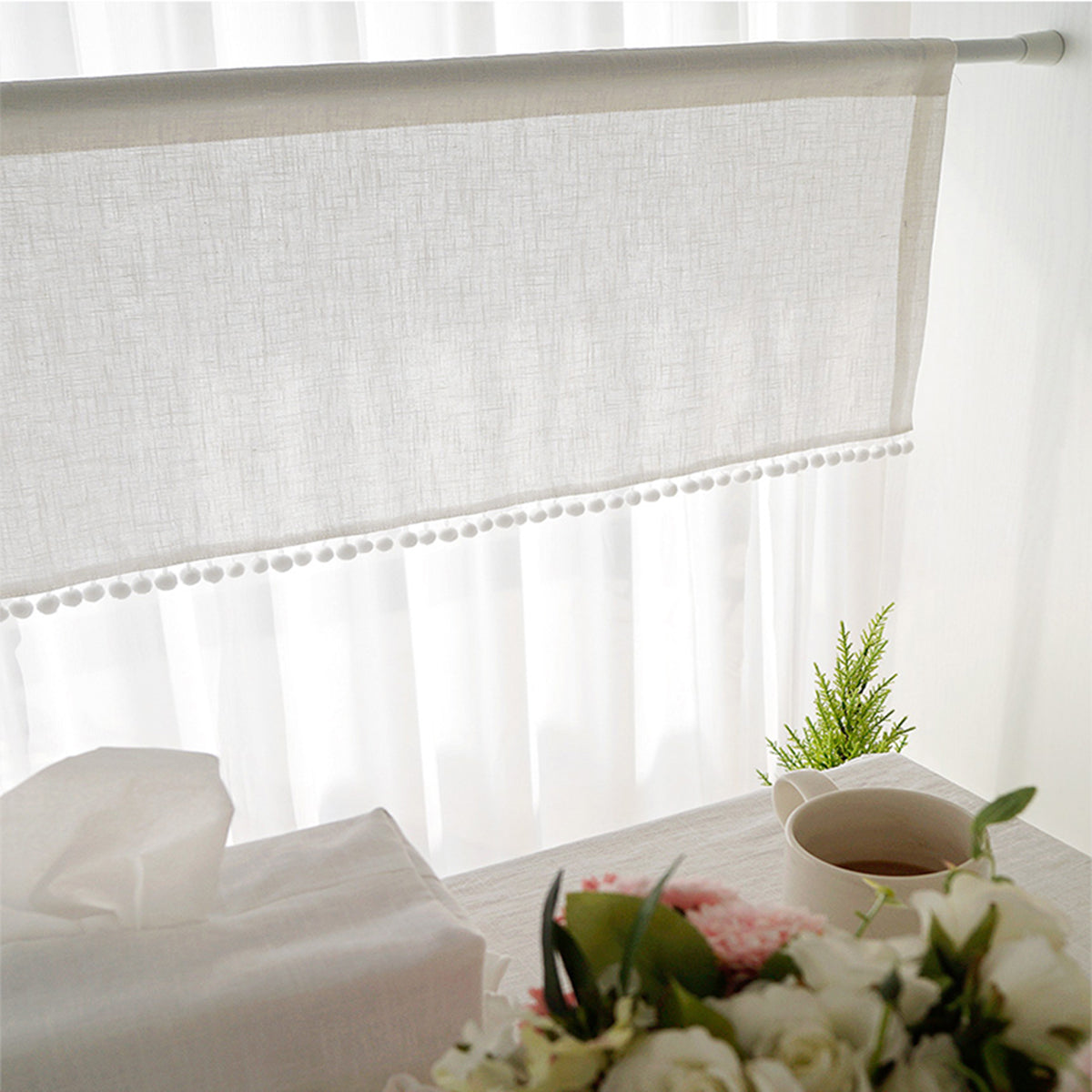 1 Panel Pompom Rod Pocket Überschrift Fenster Kurzer Sheer Tier Vorhang