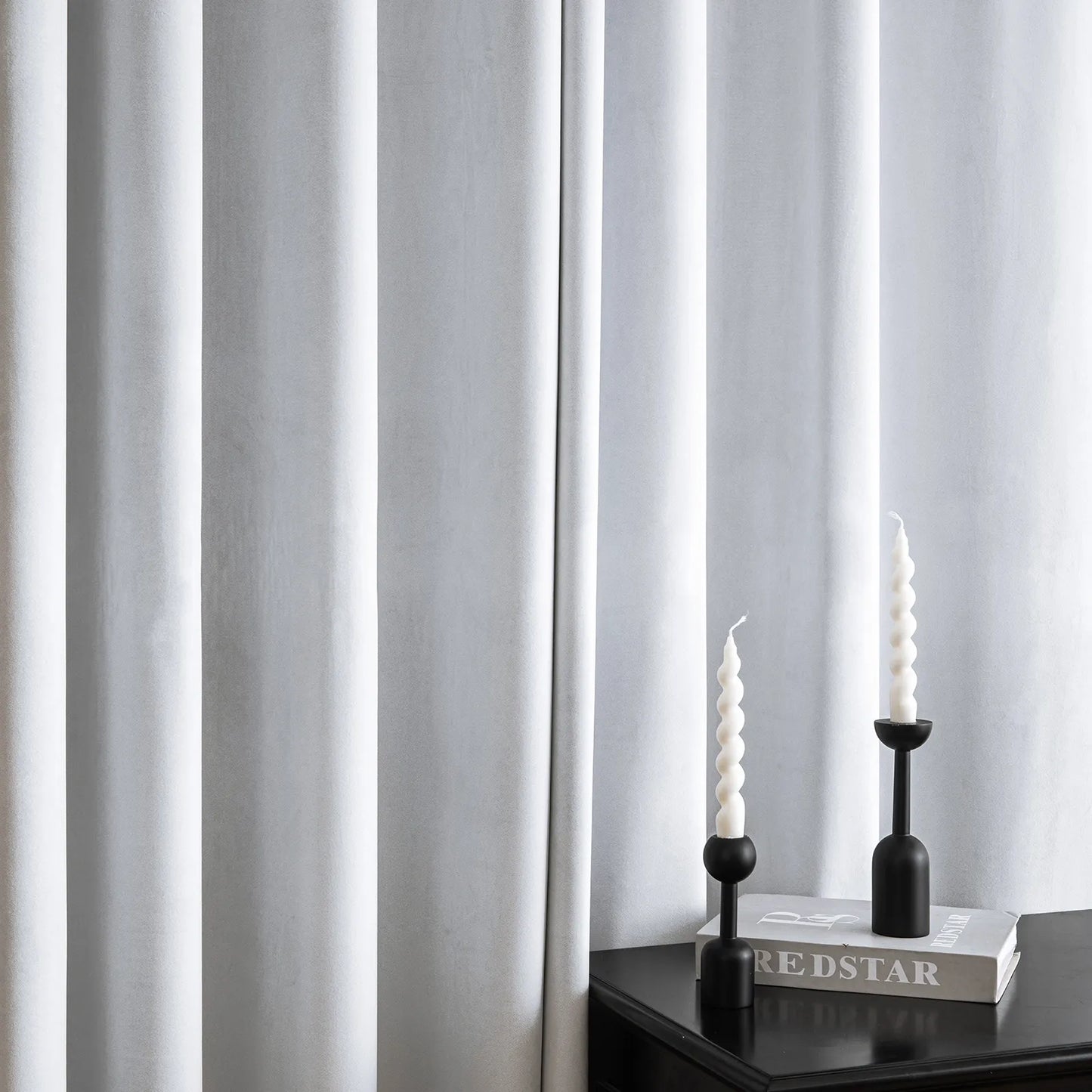 Custom-made velvet curtain · Milano