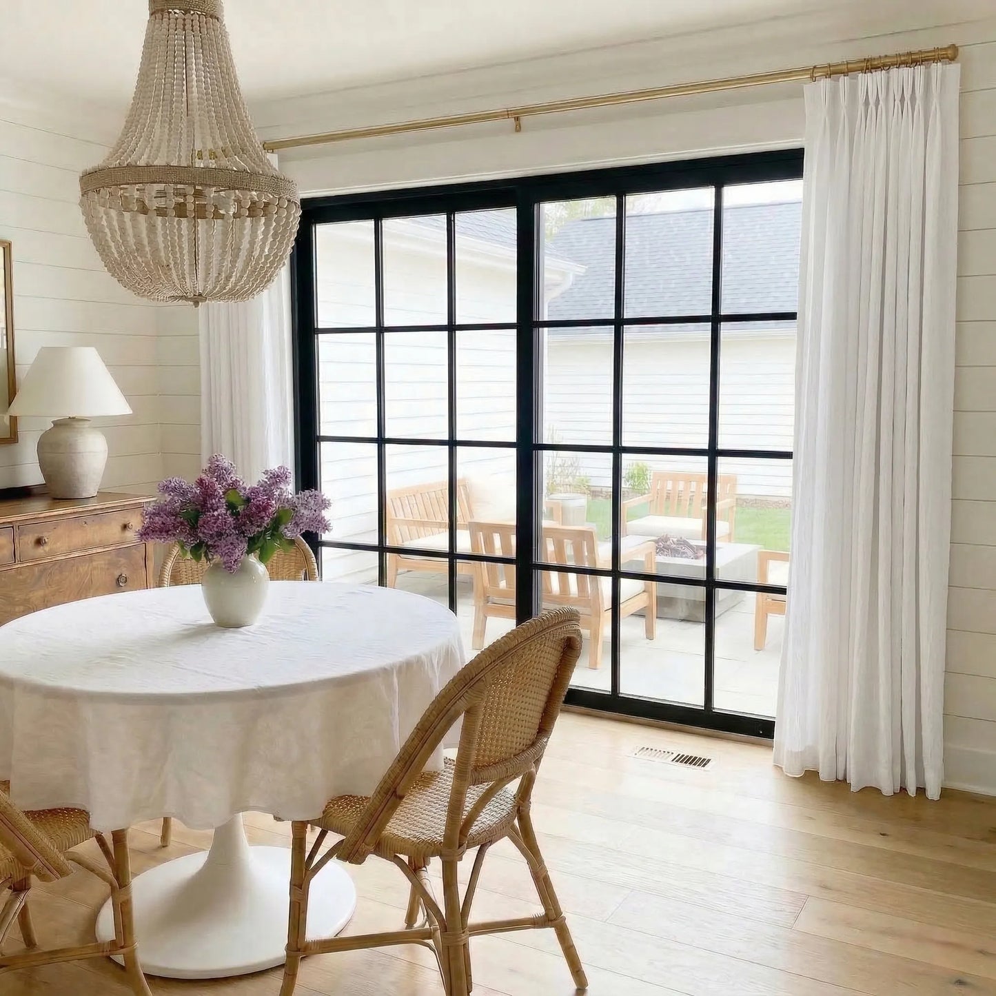 Custom-made structured curtain · Aurevia
