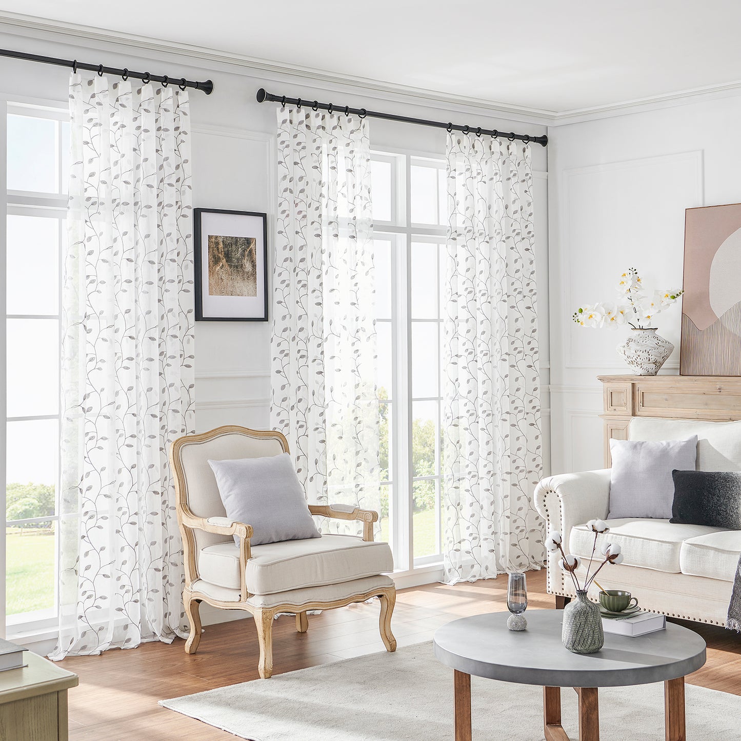 Made-to-measure transparent voile curtain with botanical leaf embroidery – Vinea