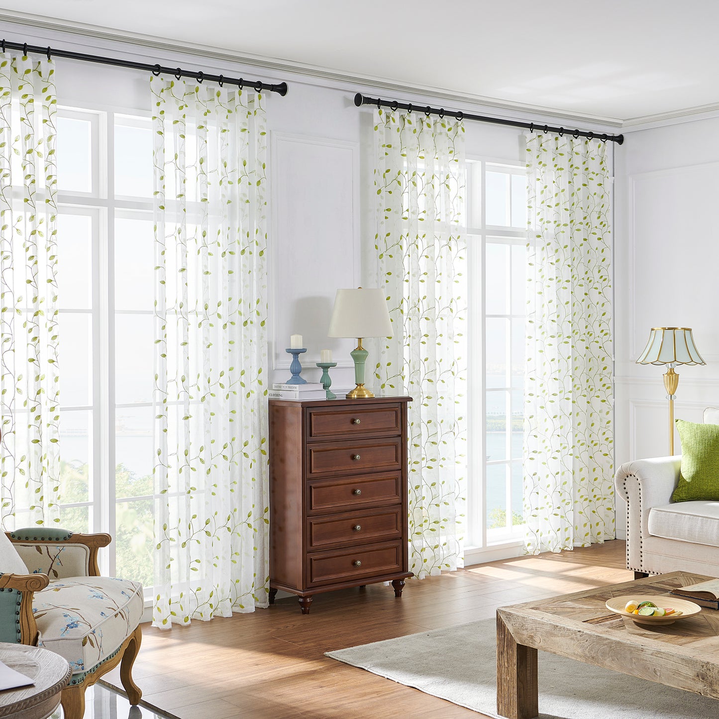 Made-to-measure transparent voile curtain with botanical leaf embroidery – Vinea