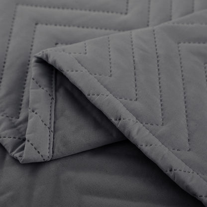 Heavy quilted blackout curtain · 100% blackout · Thermal protection