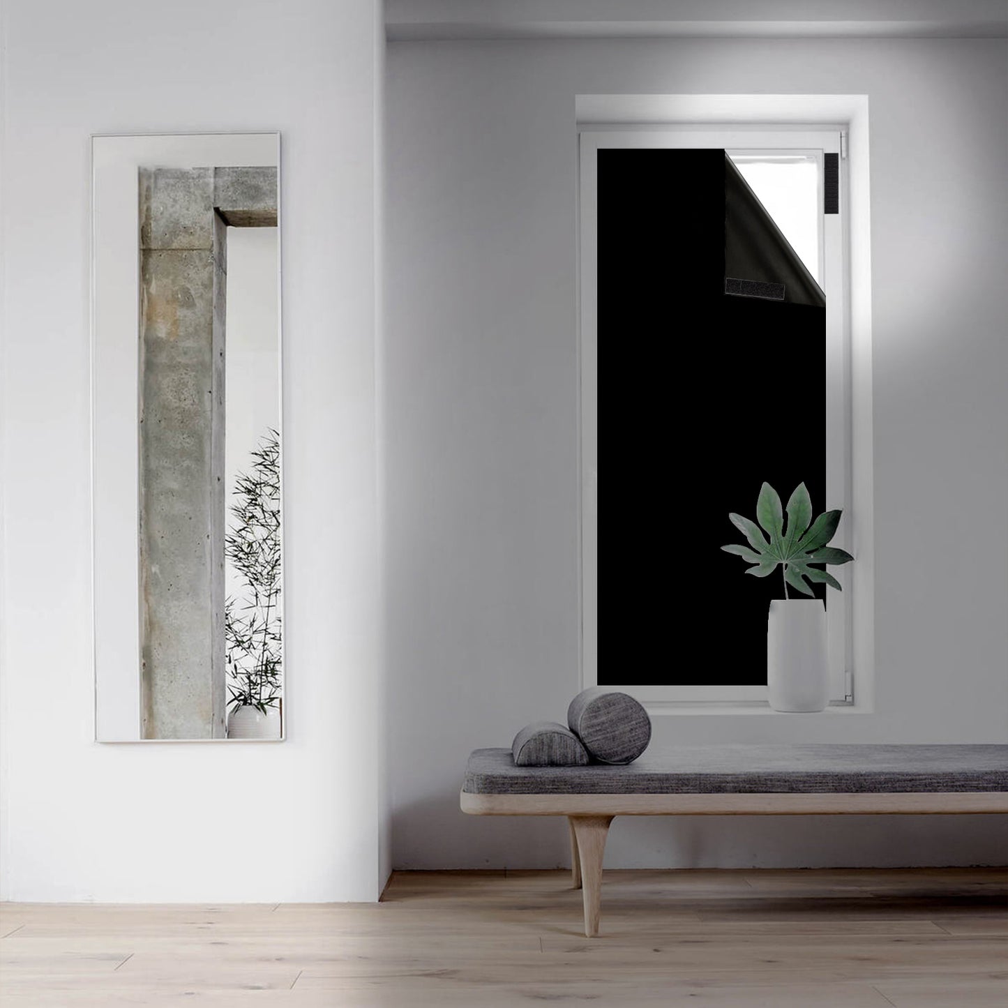 Portable 100% blackout curtain, cut to size, with Velcro fastening, in black