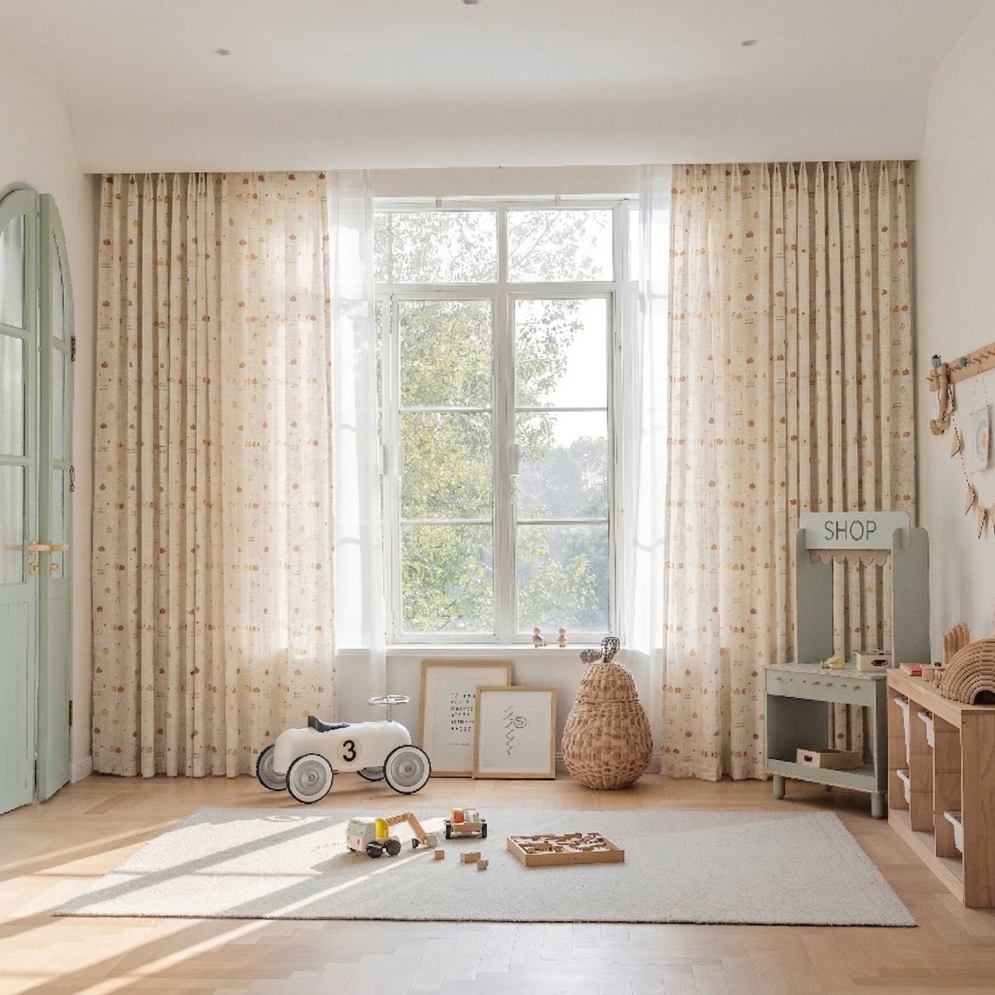 Transparent children's voile with pumpkin motif and linen texture, made to measure – Pompino