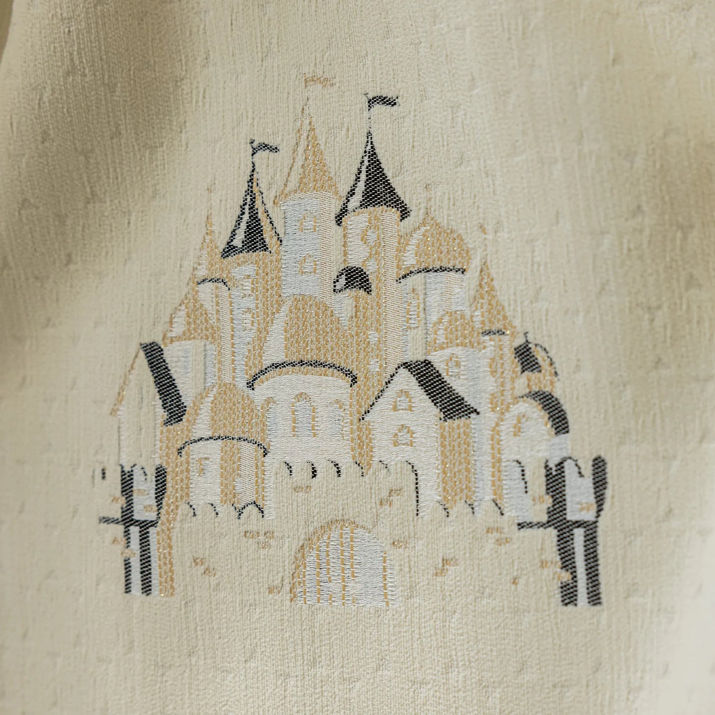 Imaginative custom-made blackout curtains · Dreamcastle