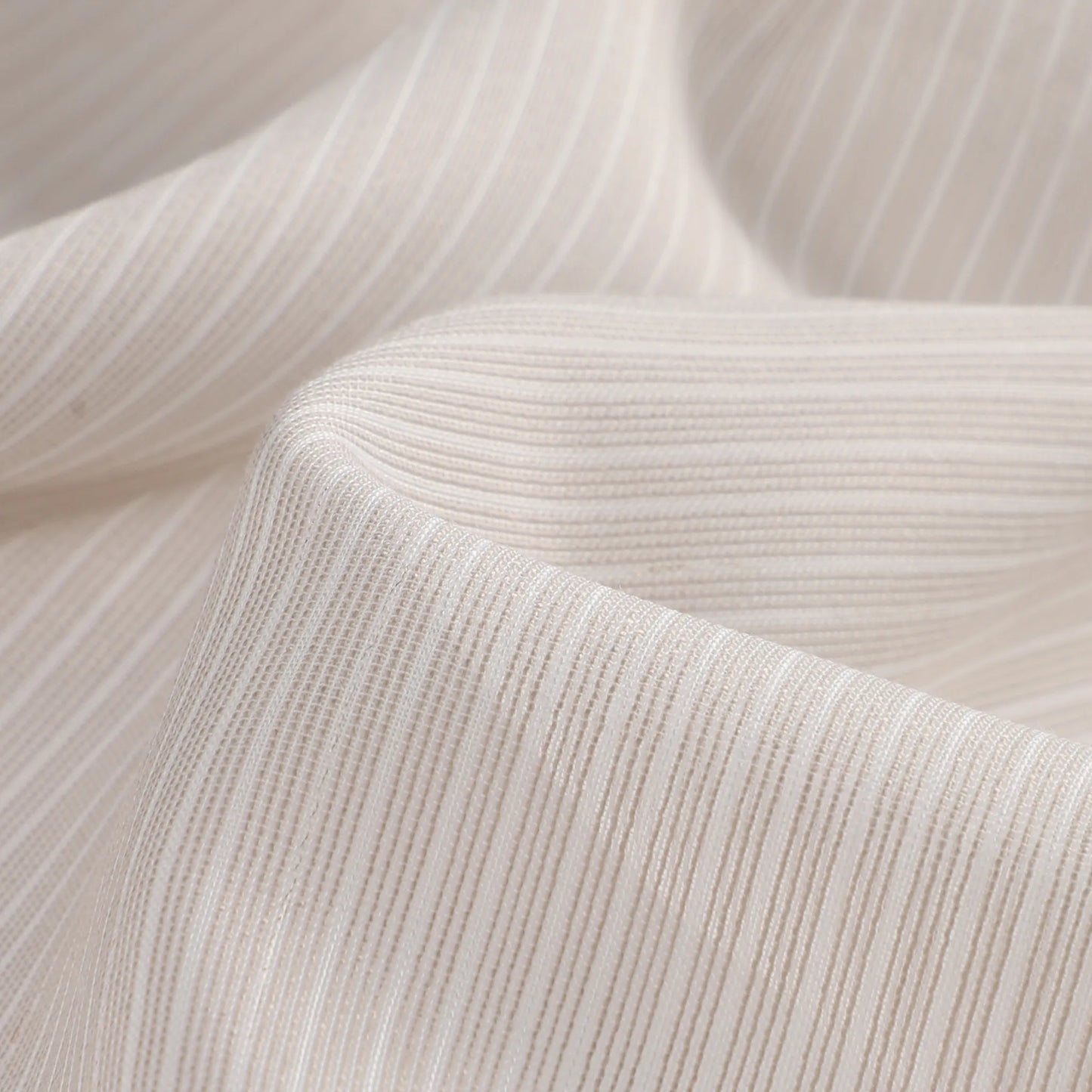 Fine custom-made curtains · Sorell