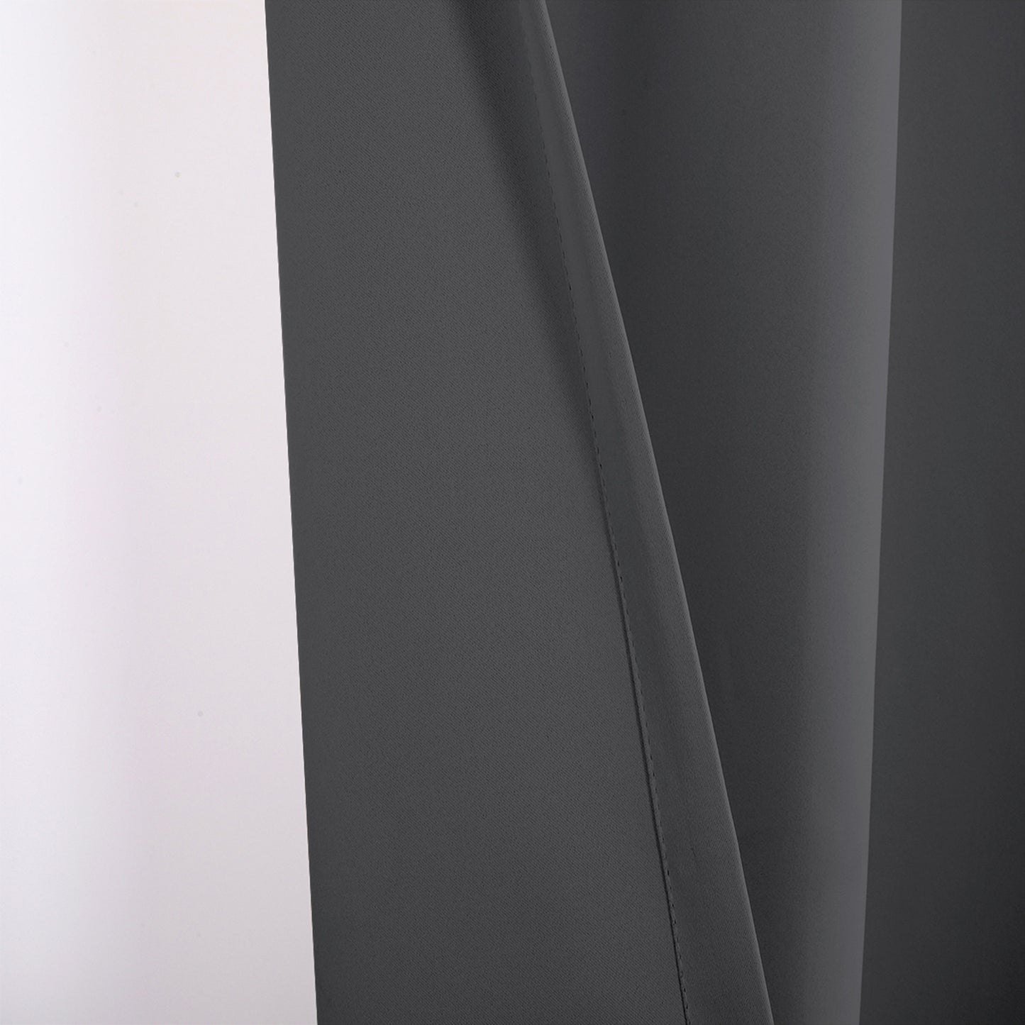 Winddichte und Wasserabweisende Verdunkelungs Vorhang für Terrasse und Garten – Magic Tape Befestigung