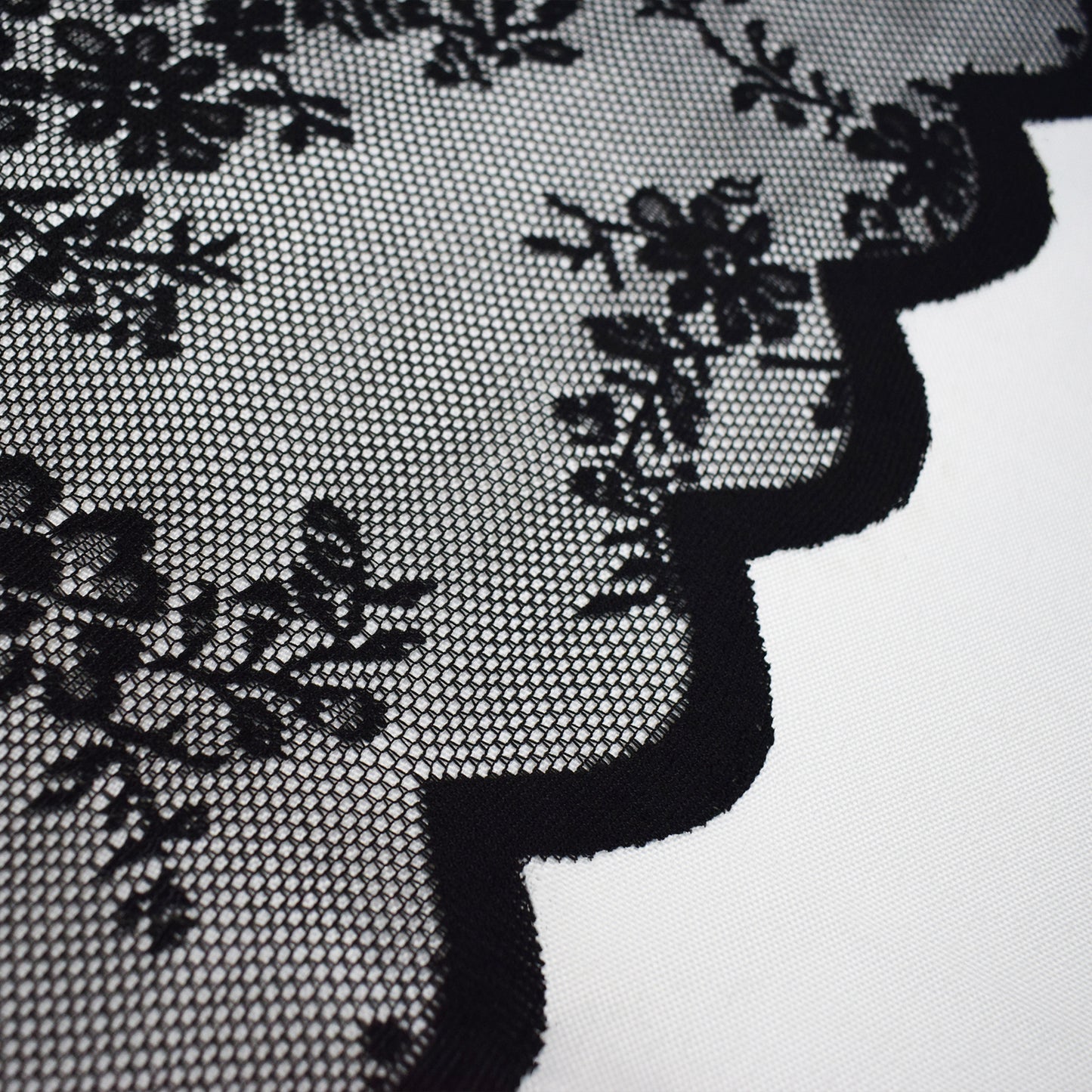 Curtain Lillian window screen