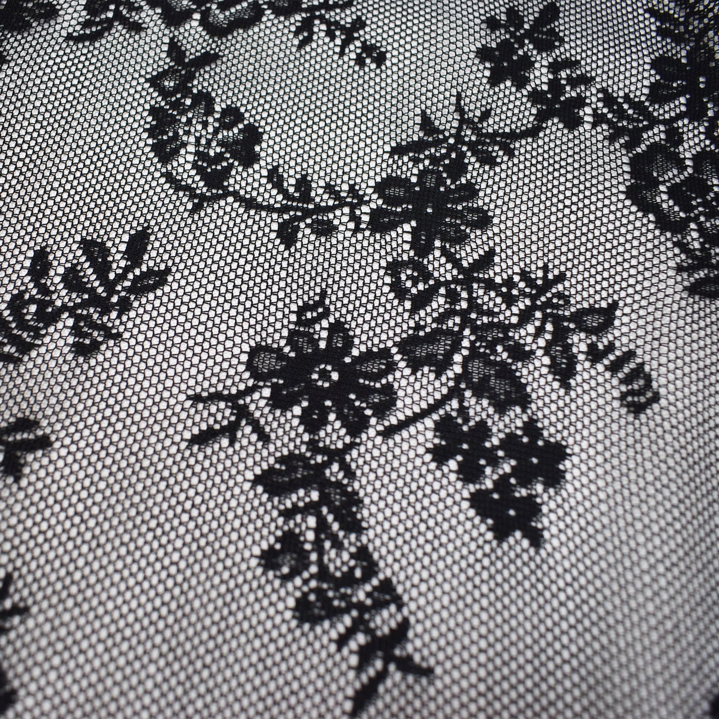 Curtain Lillian window screen