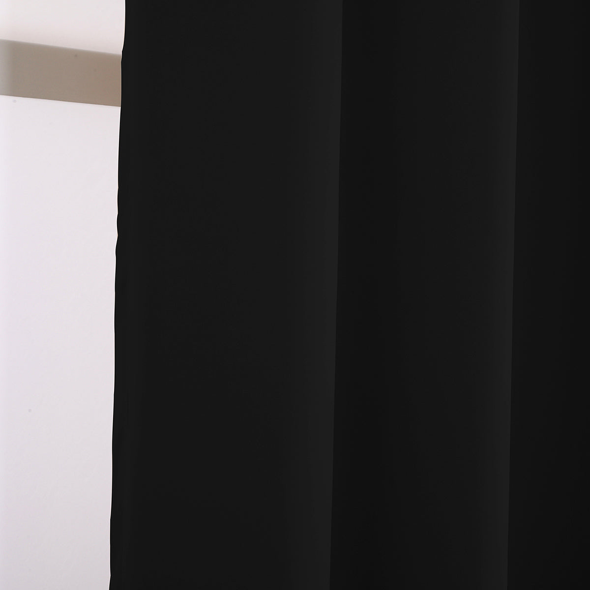 window curtain match for the curtain pole