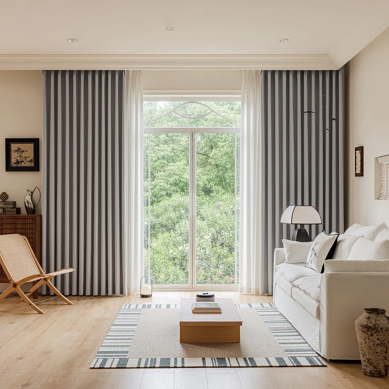 Verdunkelungsvorhang nach Maß · Solis